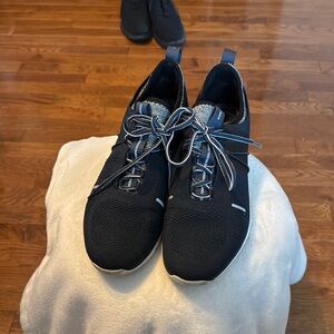 Johnston & Murphy XC4 Casual Dress Shoes